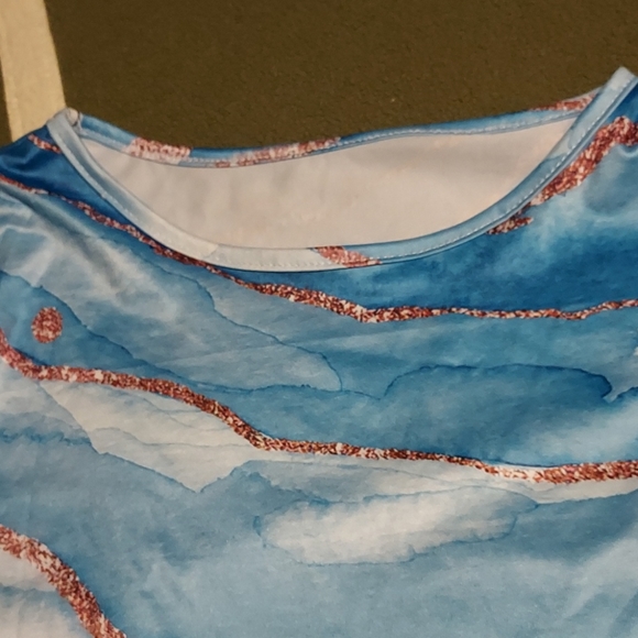 3/4 sleeve shirt - Picture 2 of 5